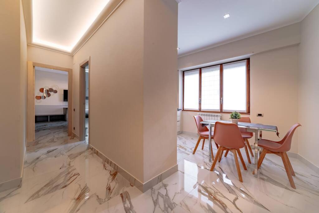 42 Gandino Superior Villa โรม ภายนอก รูปภาพ