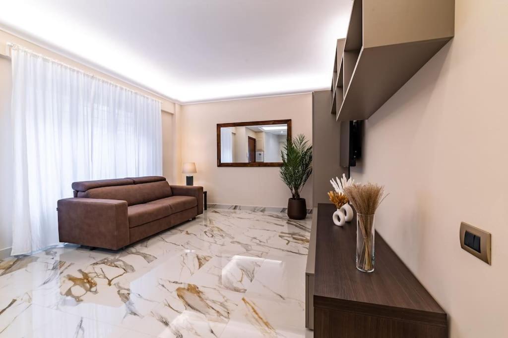 42 Gandino Superior Villa โรม ภายนอก รูปภาพ