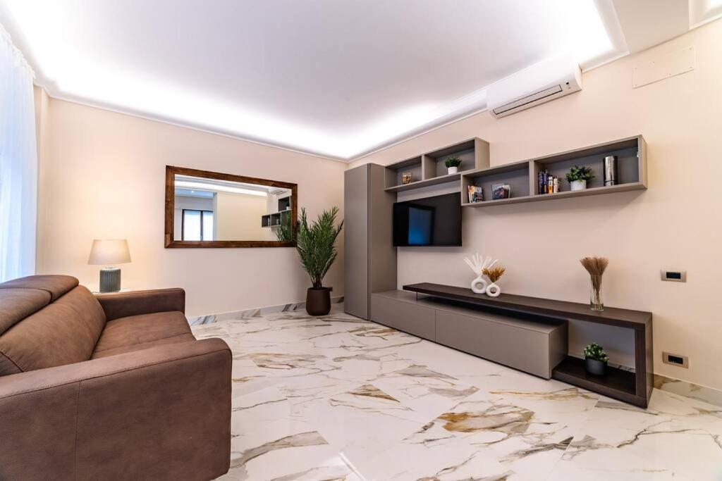 42 Gandino Superior Villa โรม ภายนอก รูปภาพ